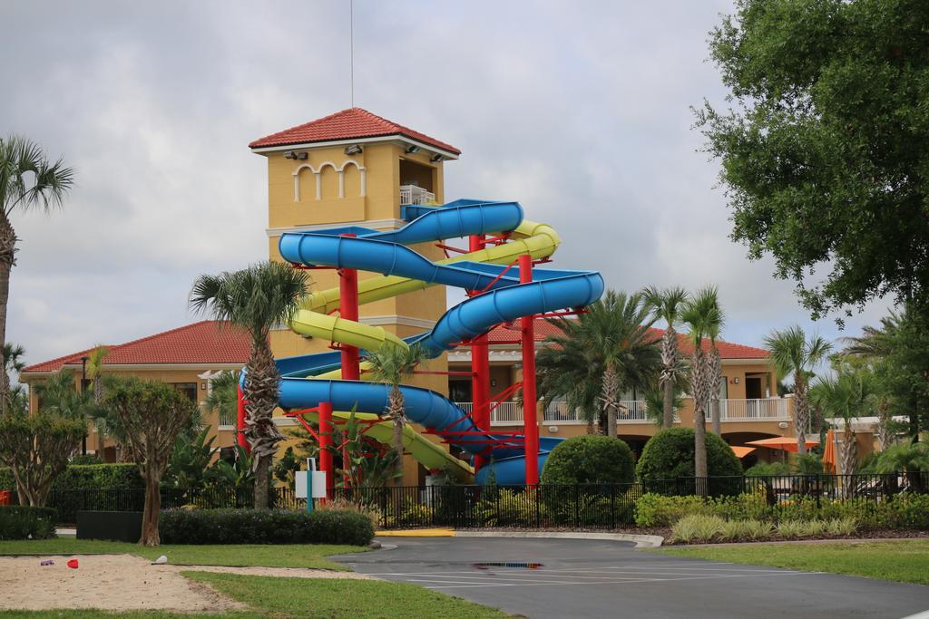 Multi Resorts At Fantasy World 奥兰多 外观 照片